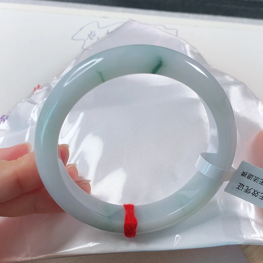 翡翠手镯未镶嵌①④⑤