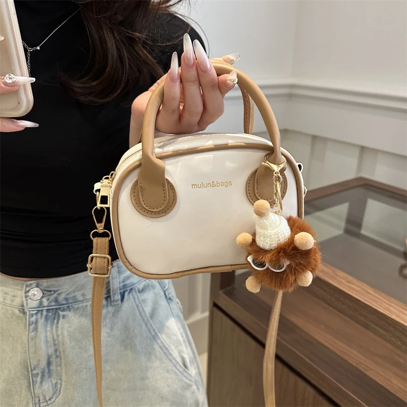 新款包包女2025年爆款高级感春夏季时尚百搭单肩斜挎包手提小方包