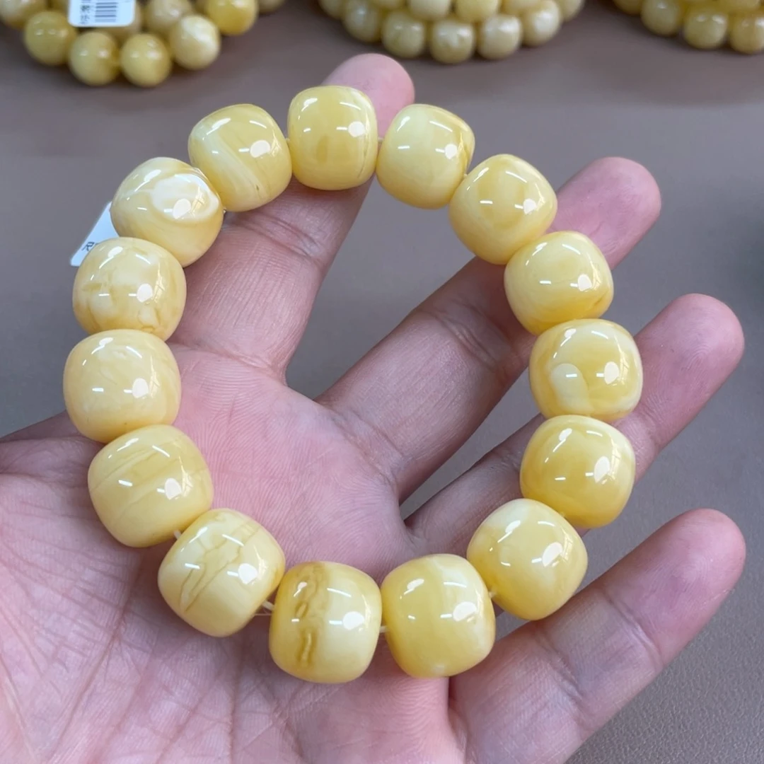 琥珀裸石未镶嵌03800000000