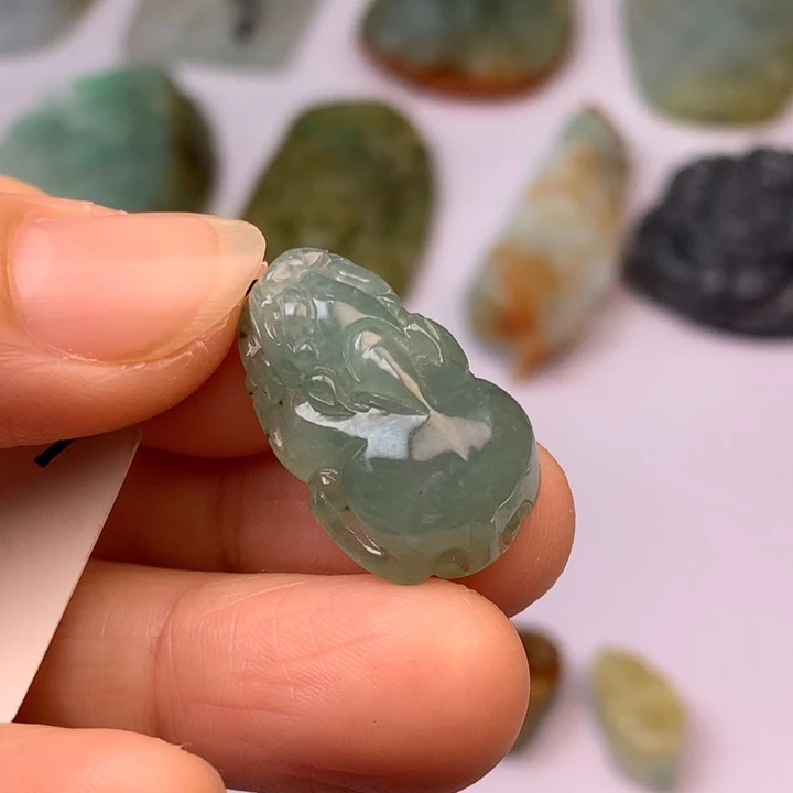 定制翡翠未镶嵌翡翠