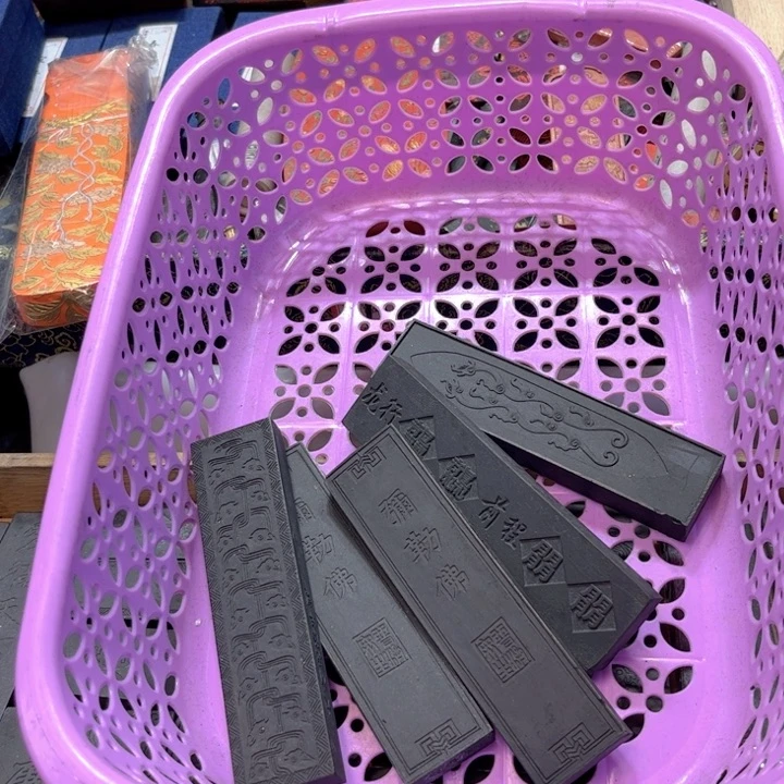 哈哈哈哈哈刚刚2条