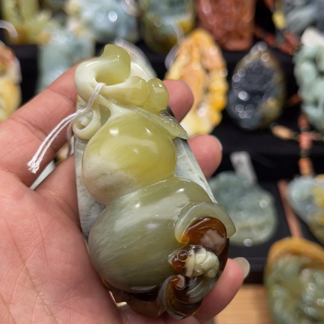 蛇纹石玉未镶嵌吊坠(赠链)