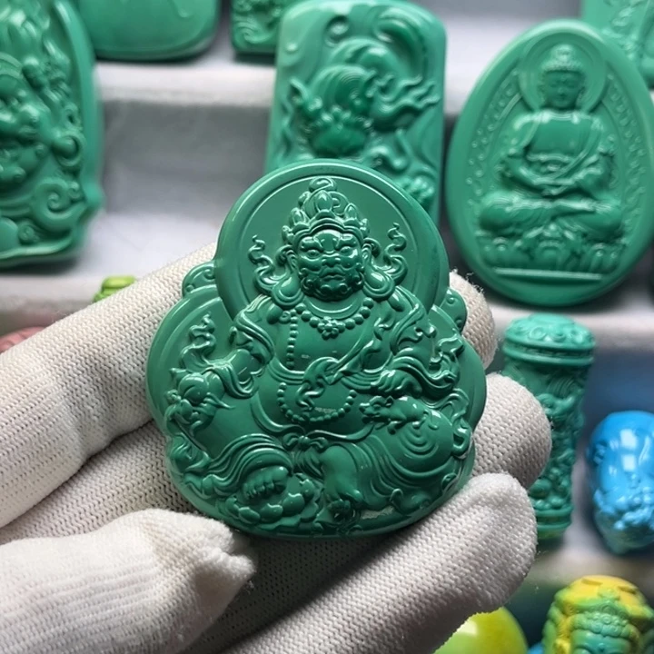 湖北十堰绿色黄财神