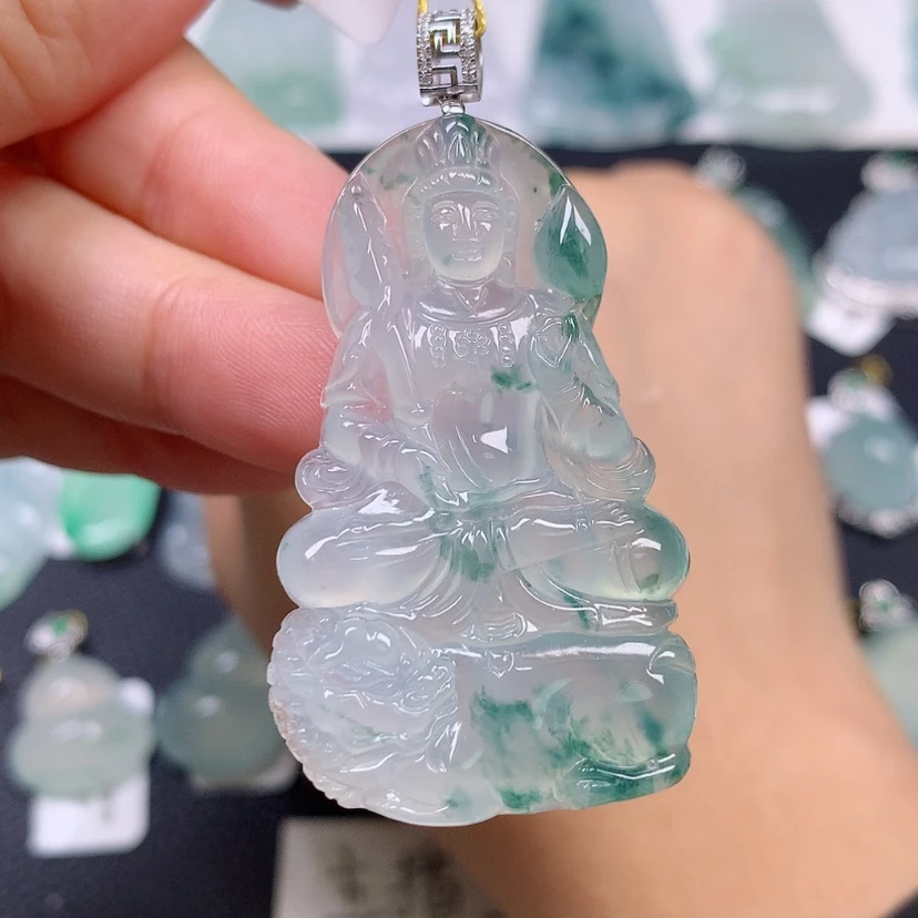 【闪购商品】翡翠18K金镶嵌颈饰虚空