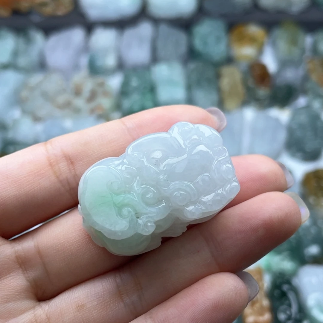 颈饰未镶嵌翡翠貔貅