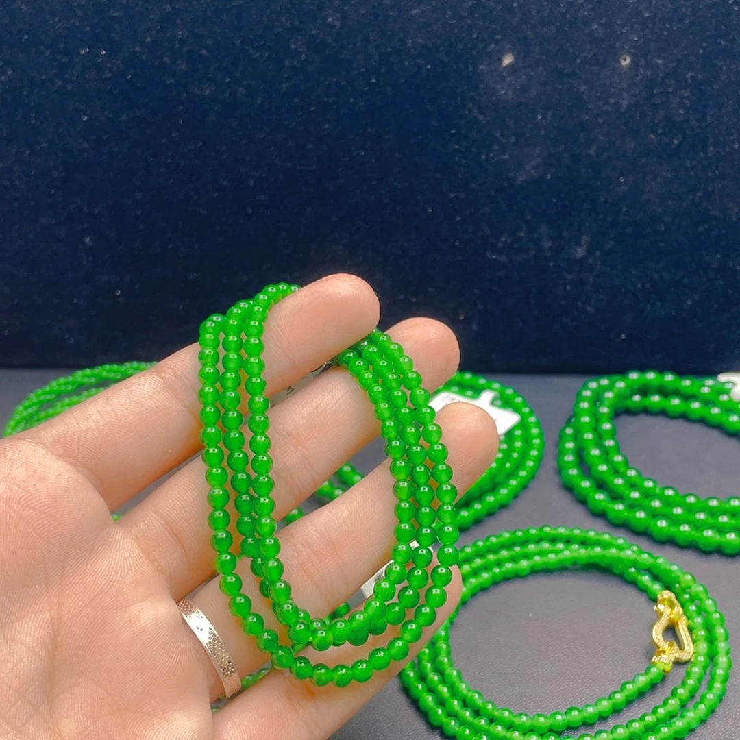 翡翠未镶嵌项链