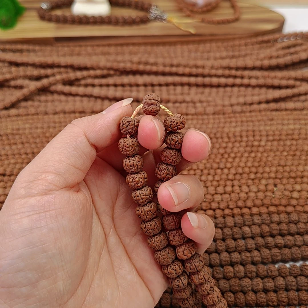 金刚菩提吊坠平细脖挂下水紫红色玉化料子乌里达产区