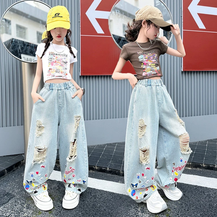 女童9-12岁夏季套装新款洋气时髦百搭涂鸦短袖印花弯刀破洞裤