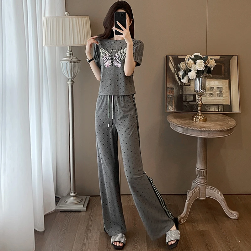 高级感灰色运动套装女2025新款爆款洋气休闲短袖T恤阔腿裤两件套