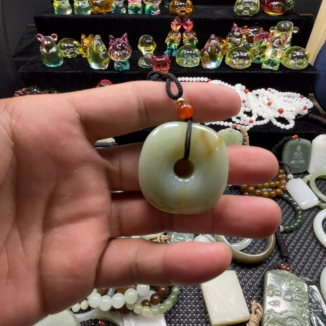 锆石非金属装饰品
