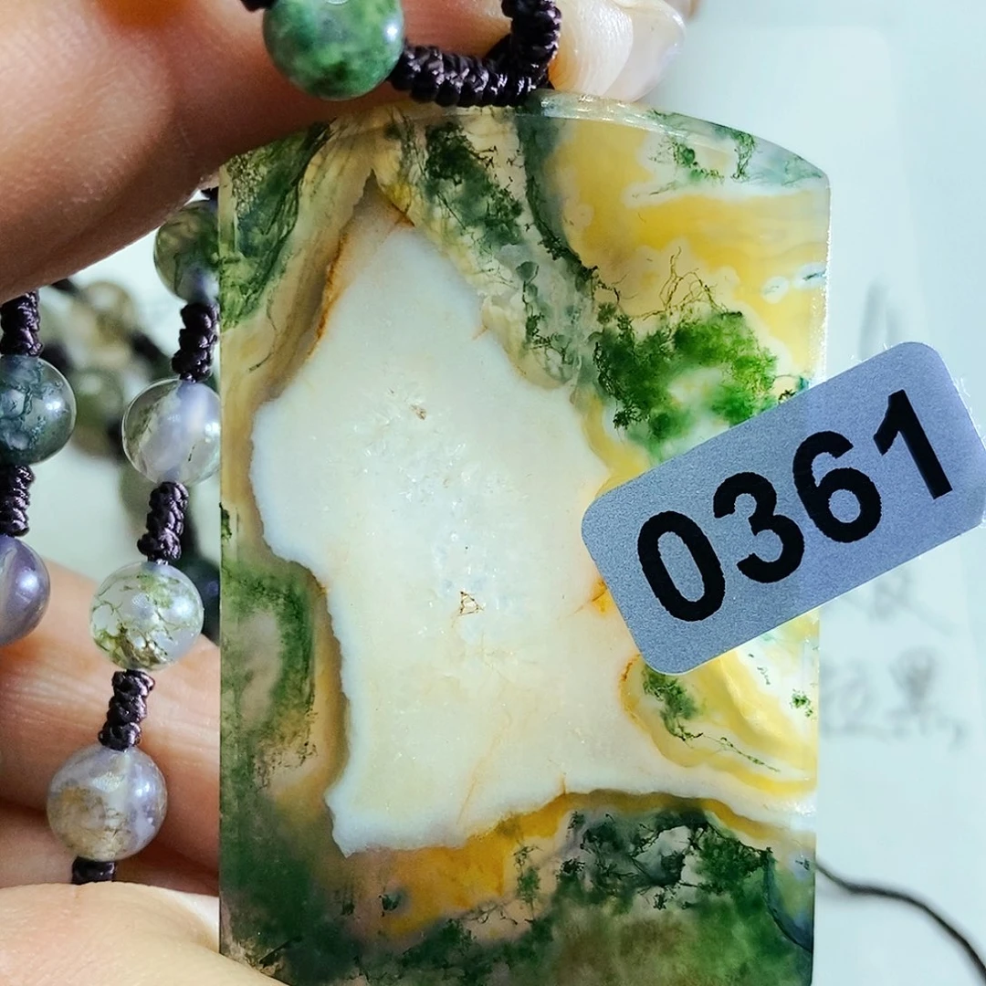 未镶嵌颈饰玛瑙/玉髓正**存