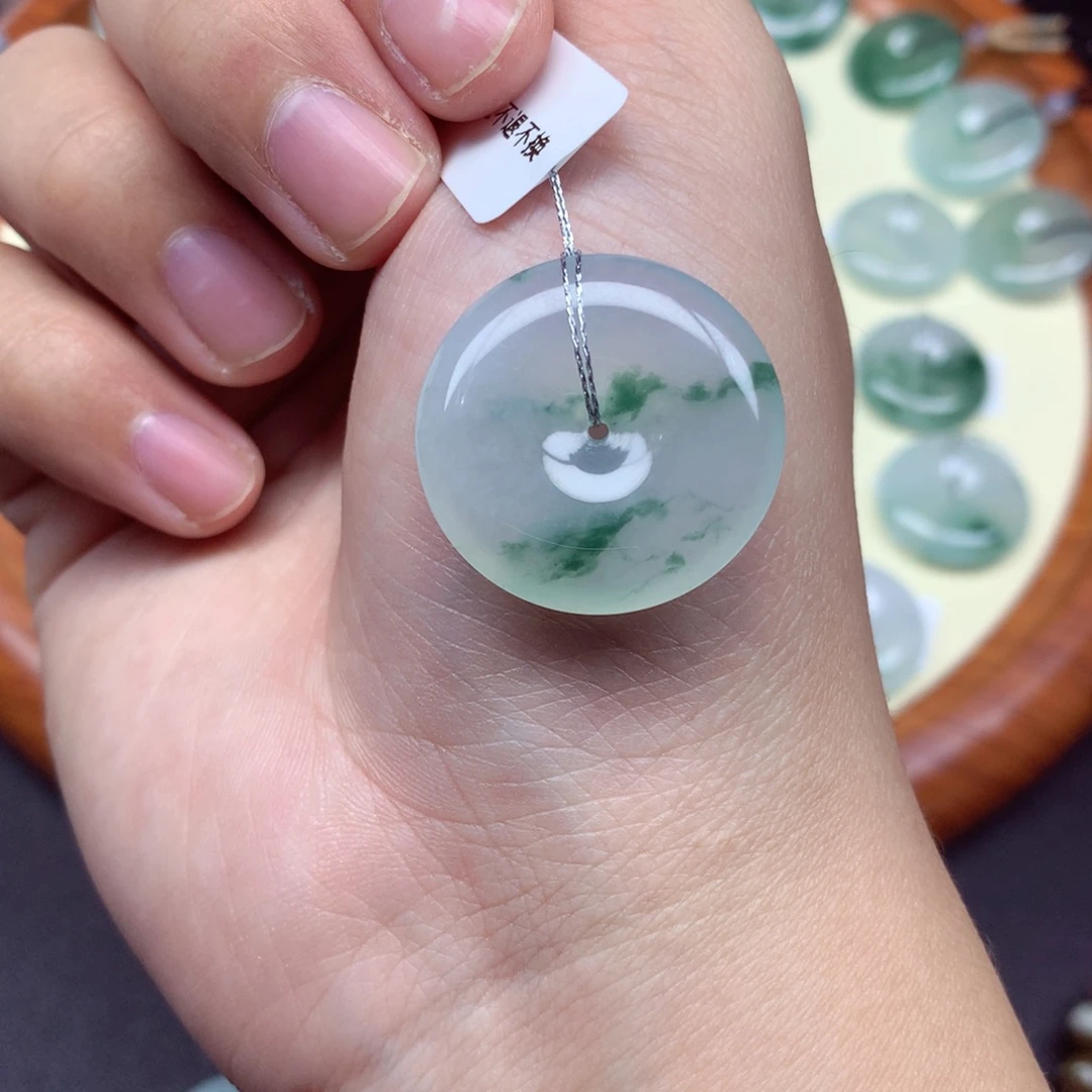 翡翠未镶嵌颈饰吊坠26.7/5.1mm