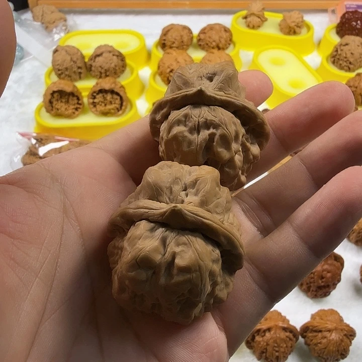 过***人吊坠桃核怀柔三角蛙文玩核桃