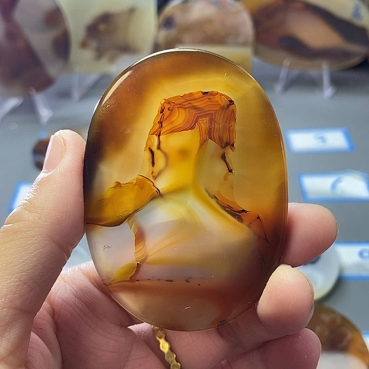 玛瑙/玉髓未镶嵌珠宝半成品186