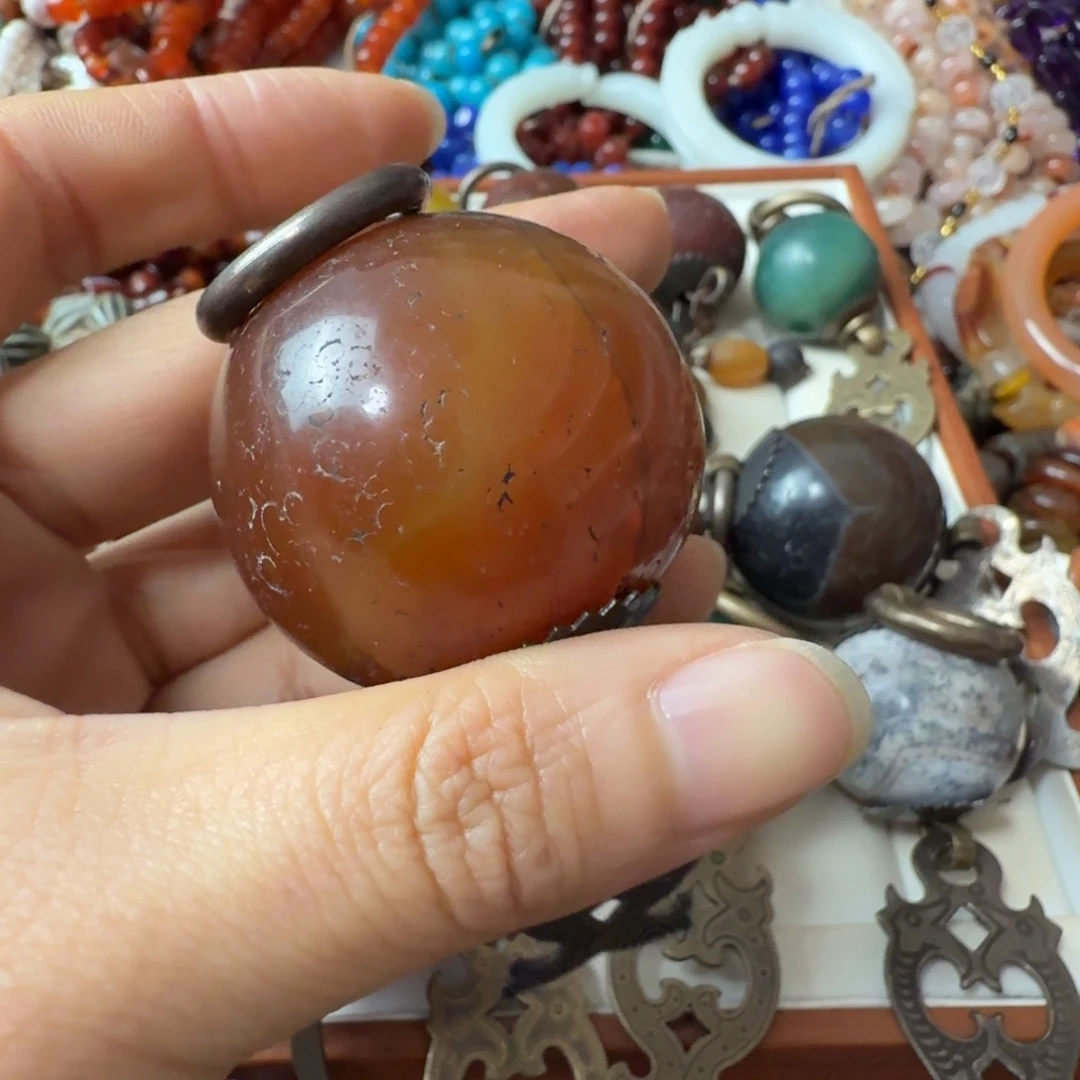 宝***）玛瑙/玉髓未镶嵌颈饰