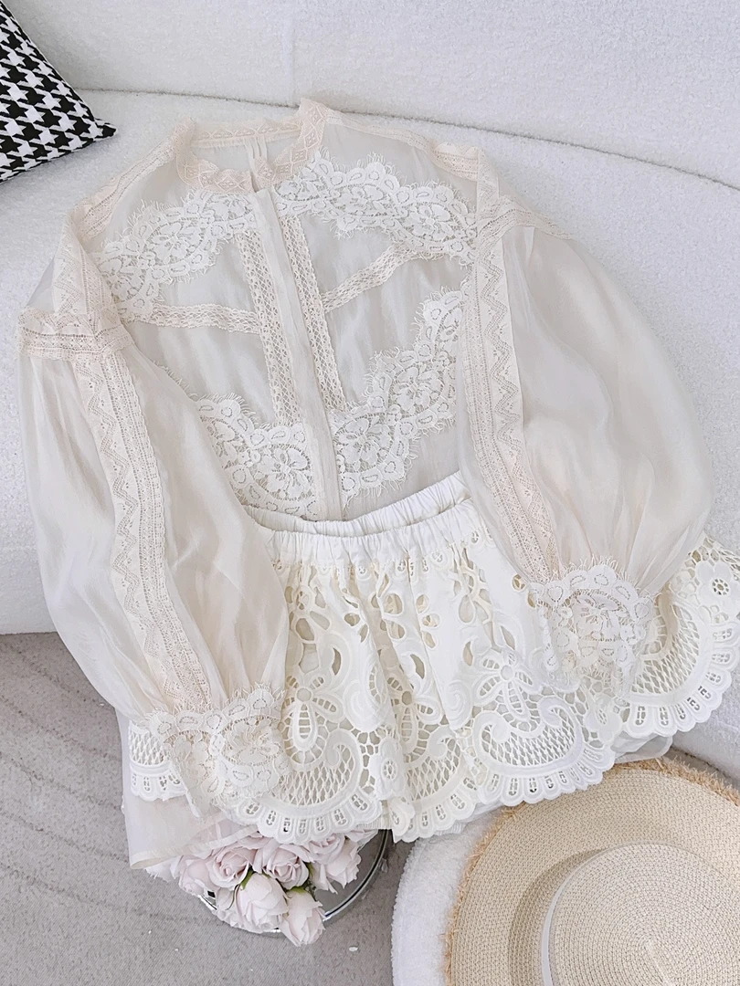 琳心丨夏季新款时尚蕾丝镂空绣花外套短裤套装 4688