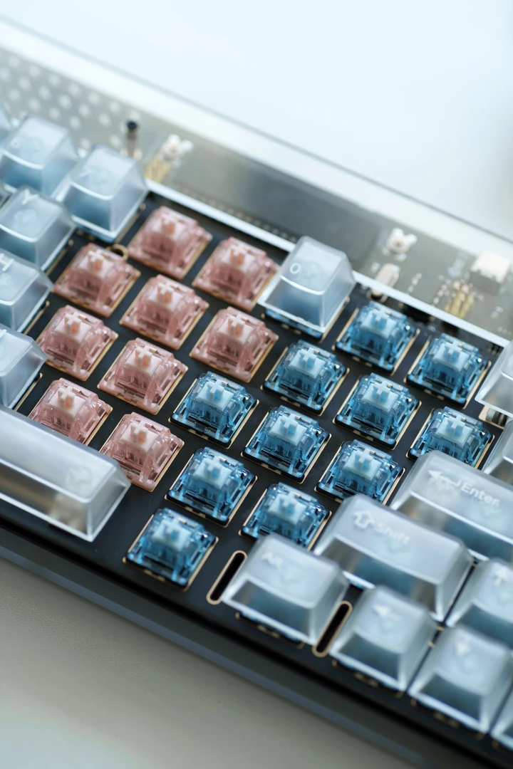 态珀华年x锦瑟轴蓝/粉情侣轴闪粉提前触底段落/线性轴机械键盘轴