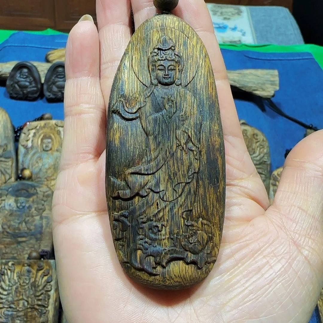 阿****沉香沉香碎屑海南沉香奇楠观音25帶绳