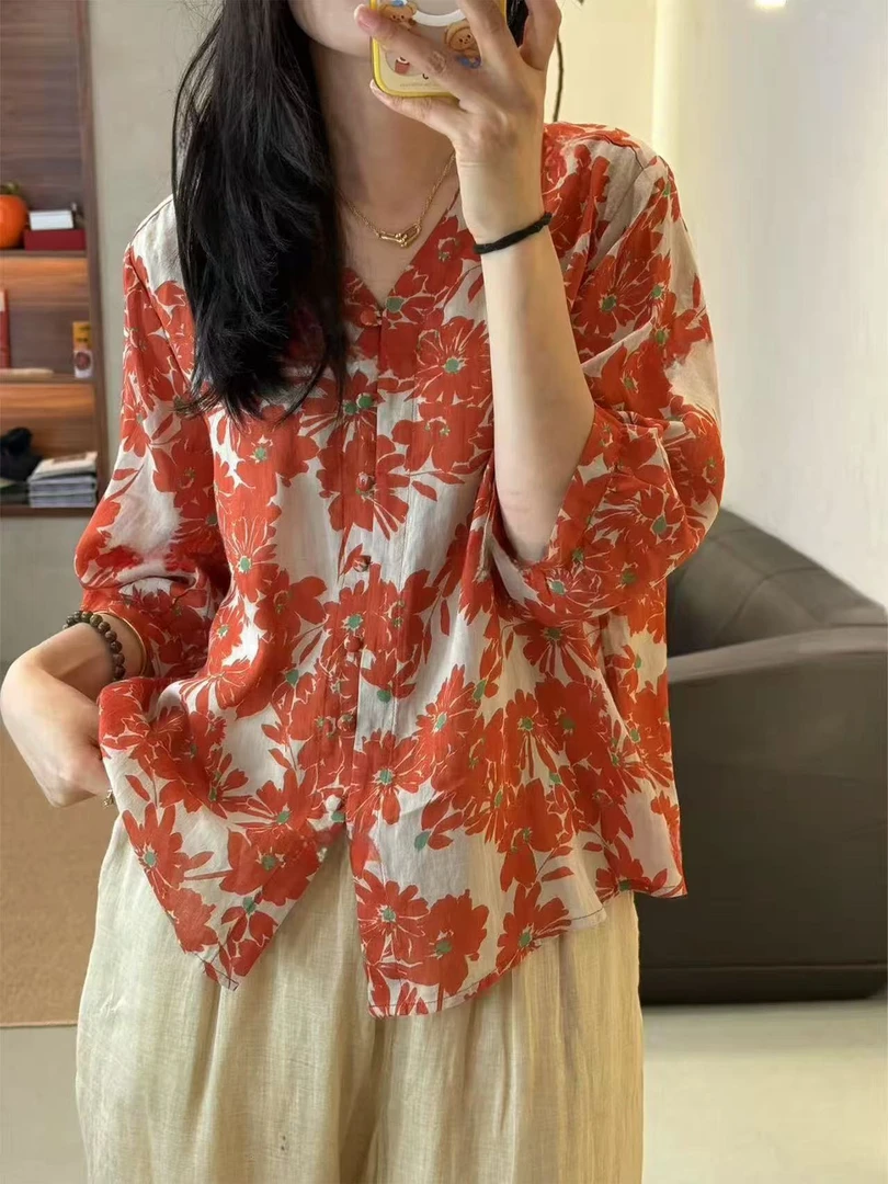 夏季棉麻碎花衬衫女五分袖2025夏季新款精致V领文艺复古大花上衣