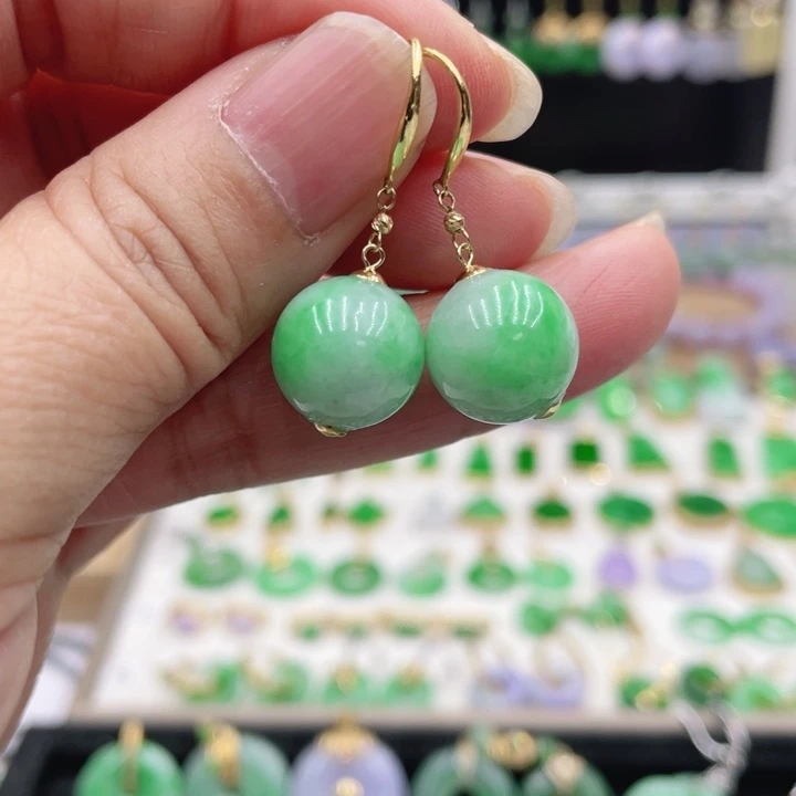 翡翠18K金镶嵌耳饰