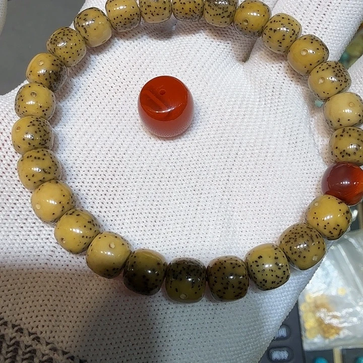 用***4吊坠星月菩提单科 十八