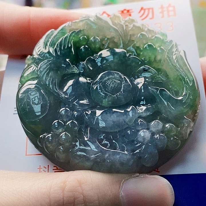 吊坠(不含链)未镶嵌翡翠
