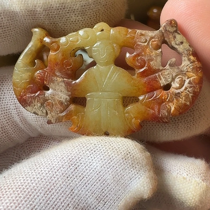 和田玉未镶嵌挂件