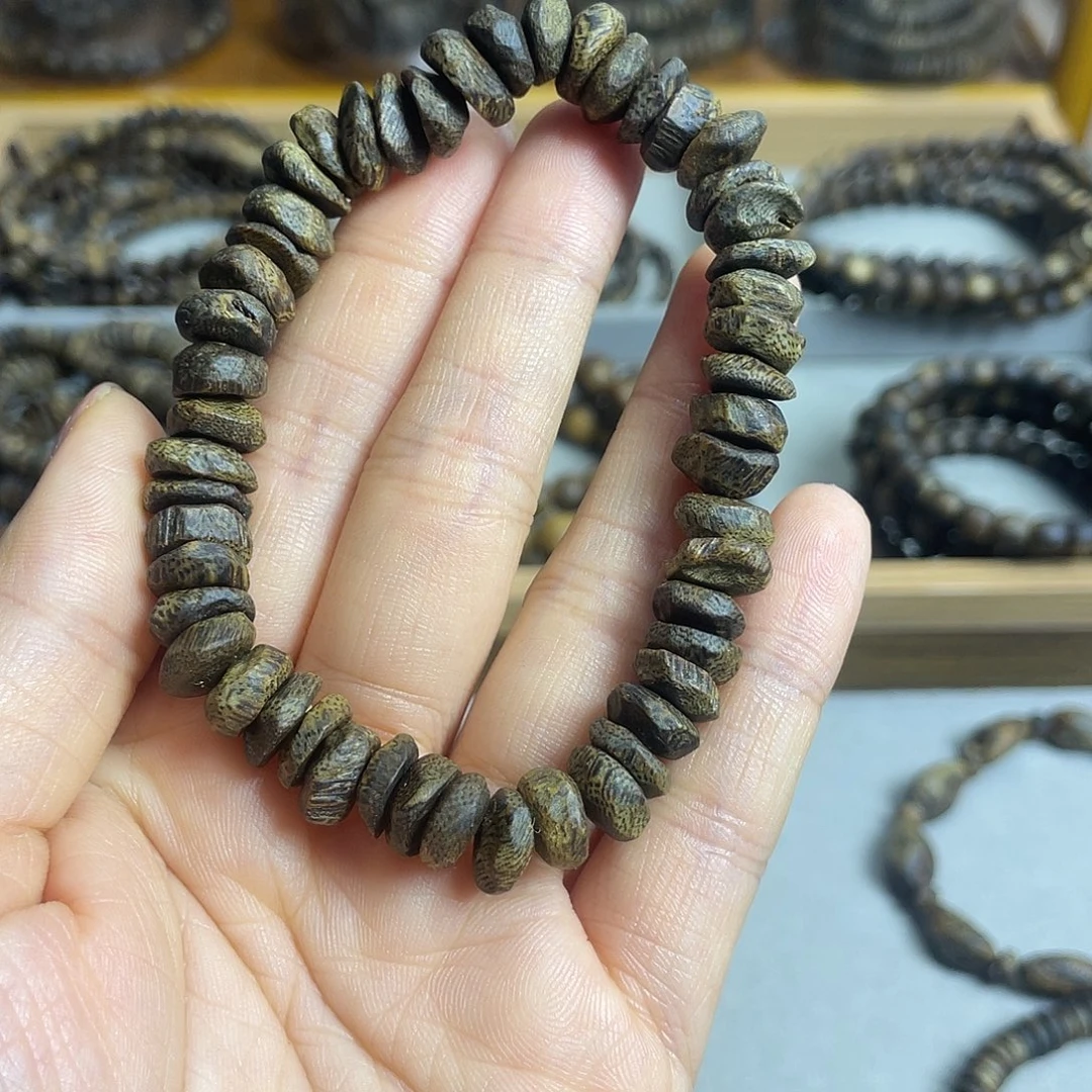 沉香碎屑沉香棋楠沉香老料树丁壳子沉水级花香蜜香