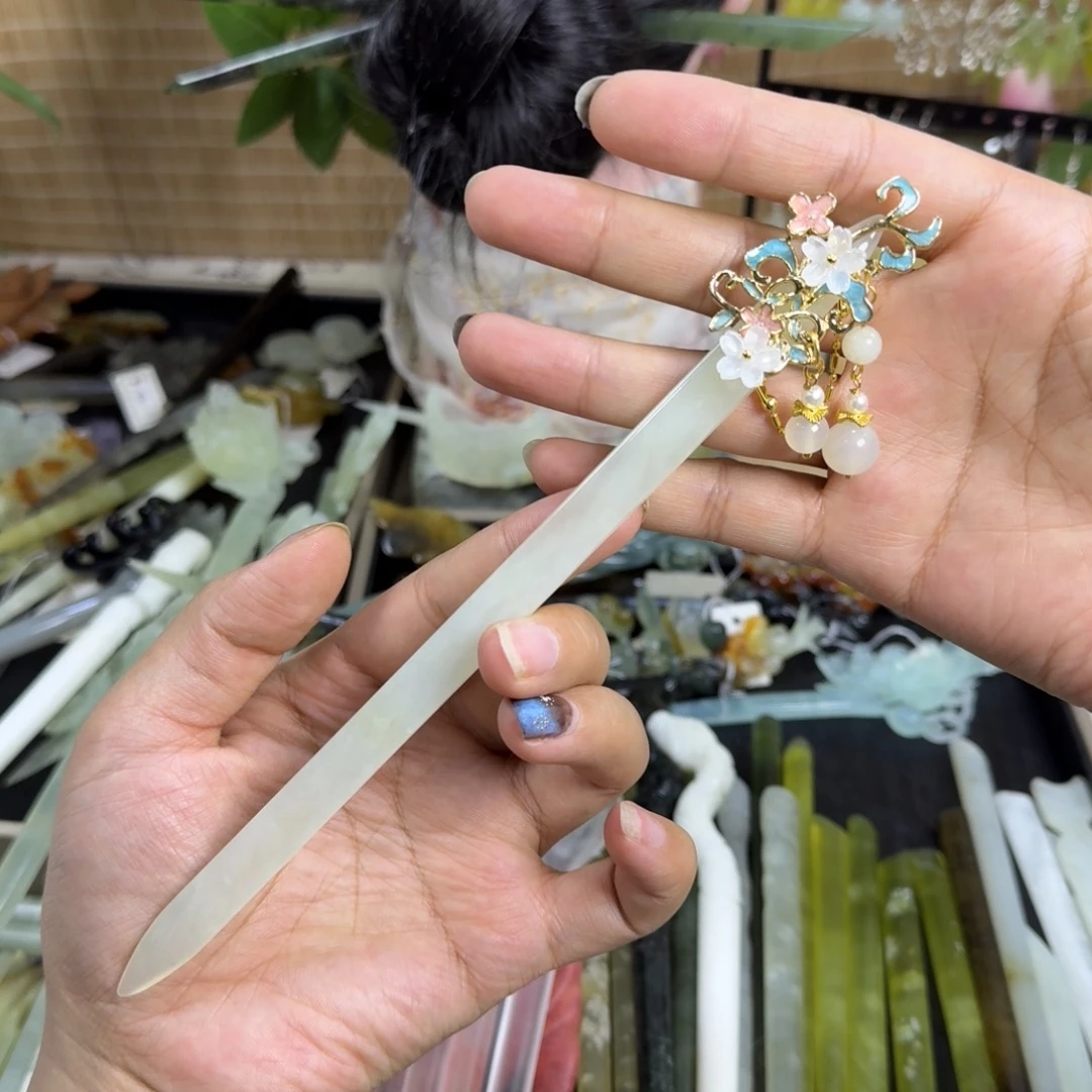 蛇纹石玉未镶嵌发饰