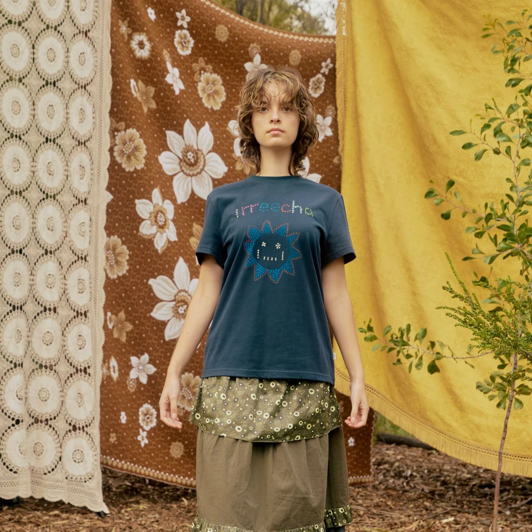 SHORT SENTENCE太阳手绘印花短袖T恤