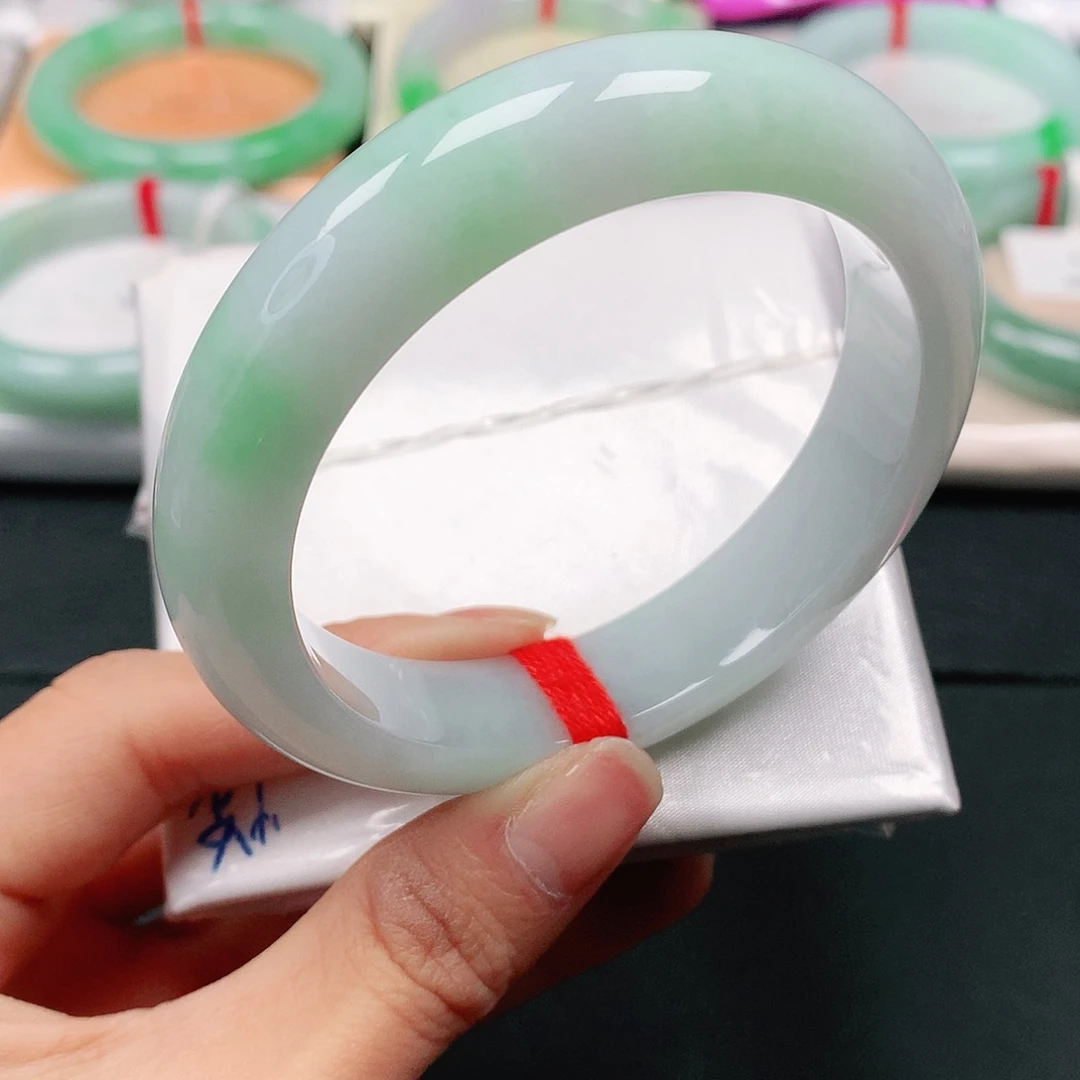 翡翠手镯未镶嵌天然翡翠手镯55