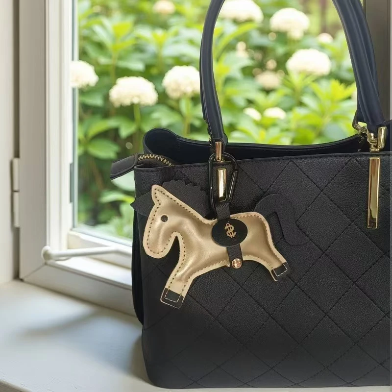 新款创意马上有钱皮革挂件钥匙扣马上有钱包包挂件