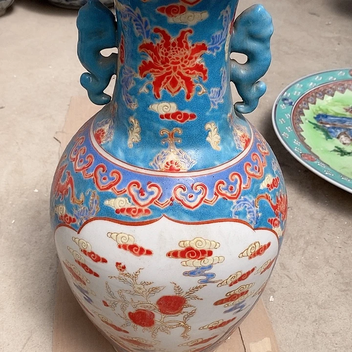 瓷片我也好可爱☺️？在干嘛我