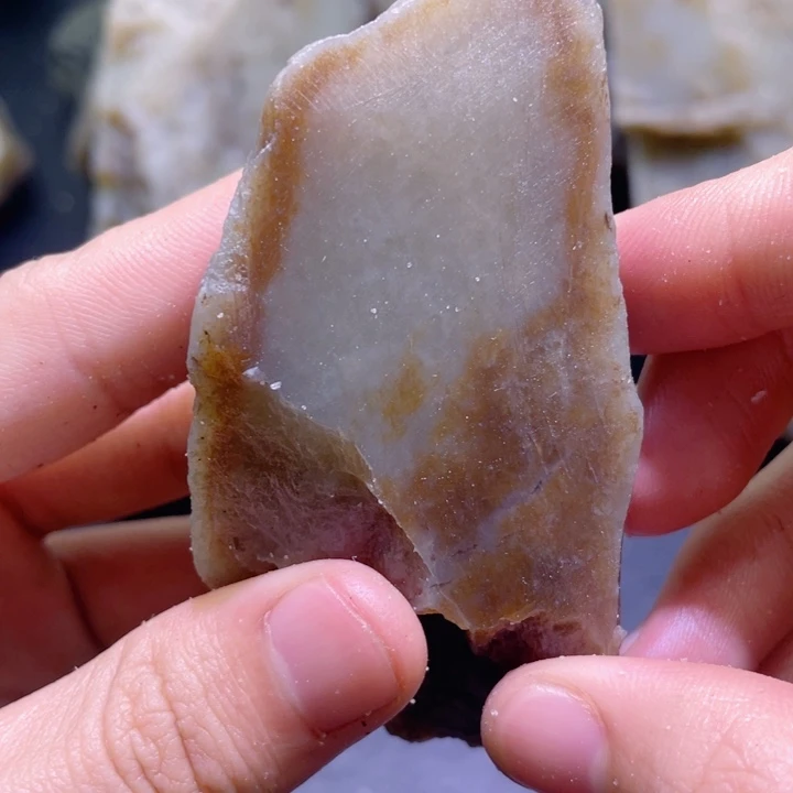 和田玉未镶嵌珠宝半成品