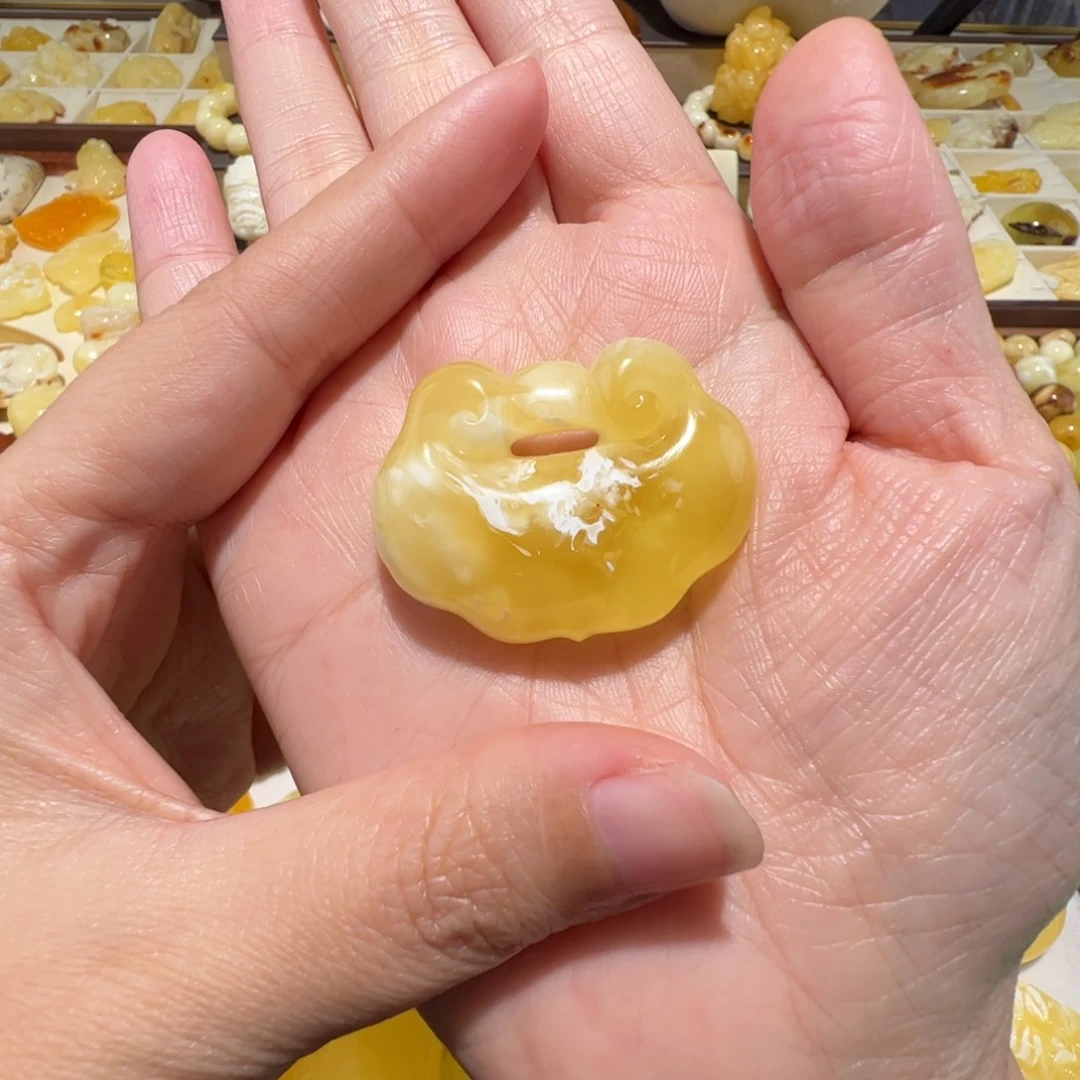 琥珀未镶嵌裸石蜜蜡