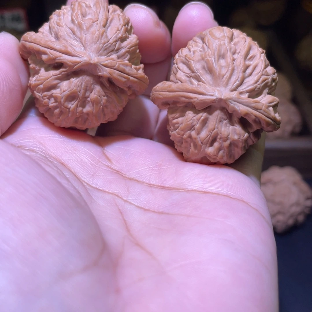 把件文玩核桃三角白