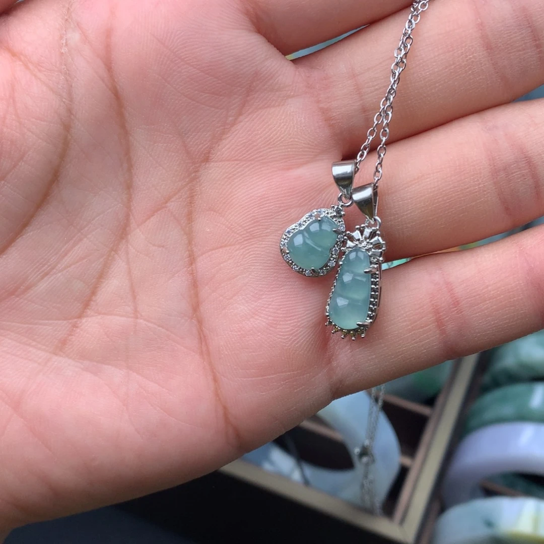 颈饰未镶嵌翡翠多样性挂件