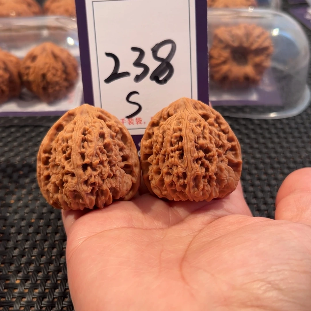 把件文玩核桃238号三角疆尺寸41全品