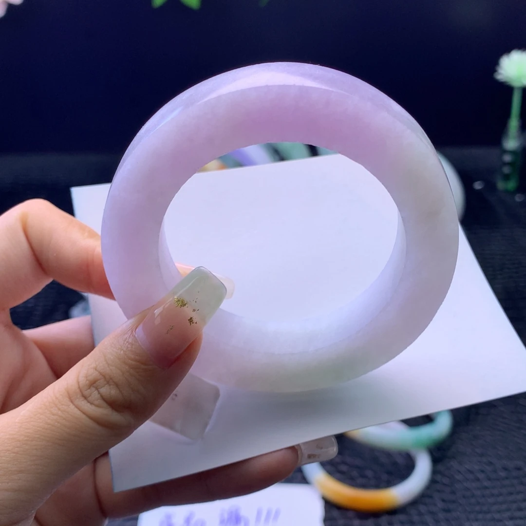 定制翡翠未镶嵌手镯