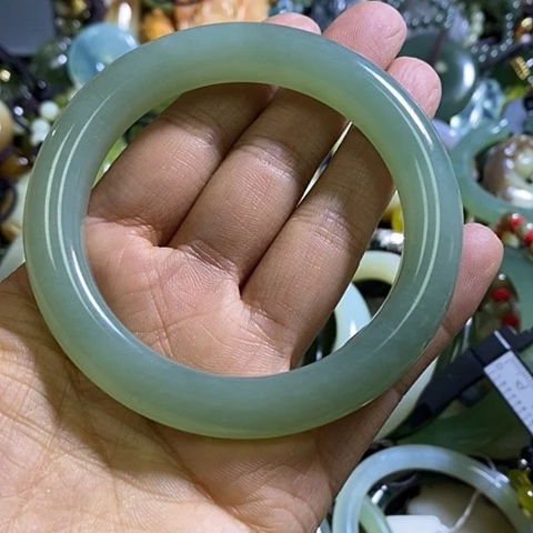 岫玉未镶嵌手镯60口径