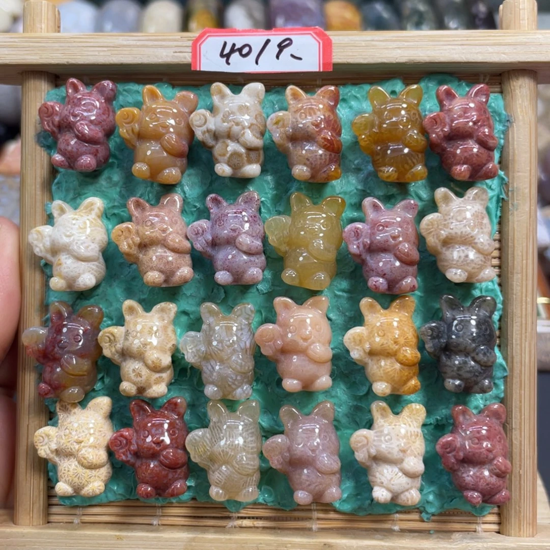 硅化玉未镶嵌颈饰小兔子40米1个