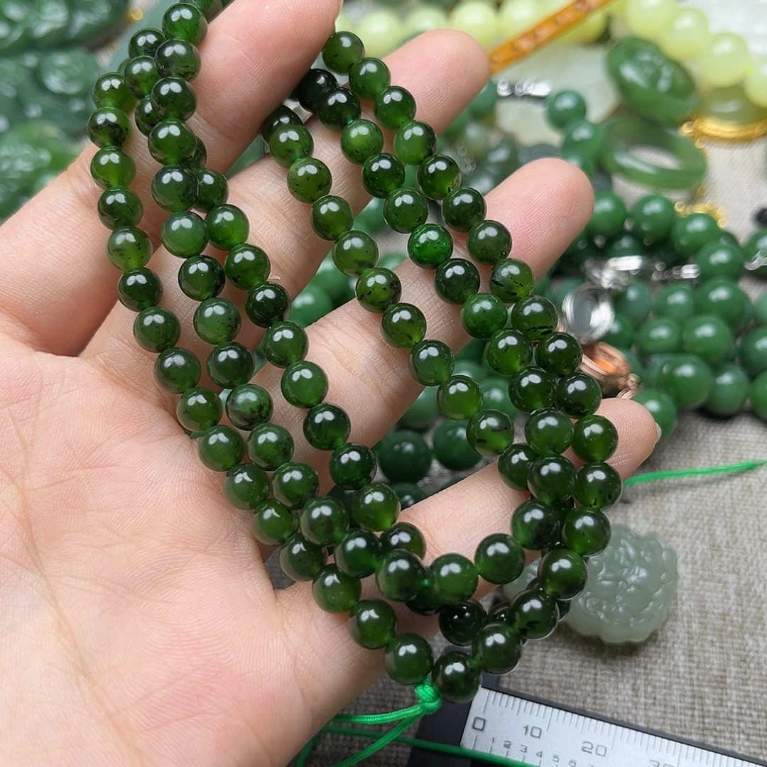 和田玉（碧玉）未镶嵌颈饰