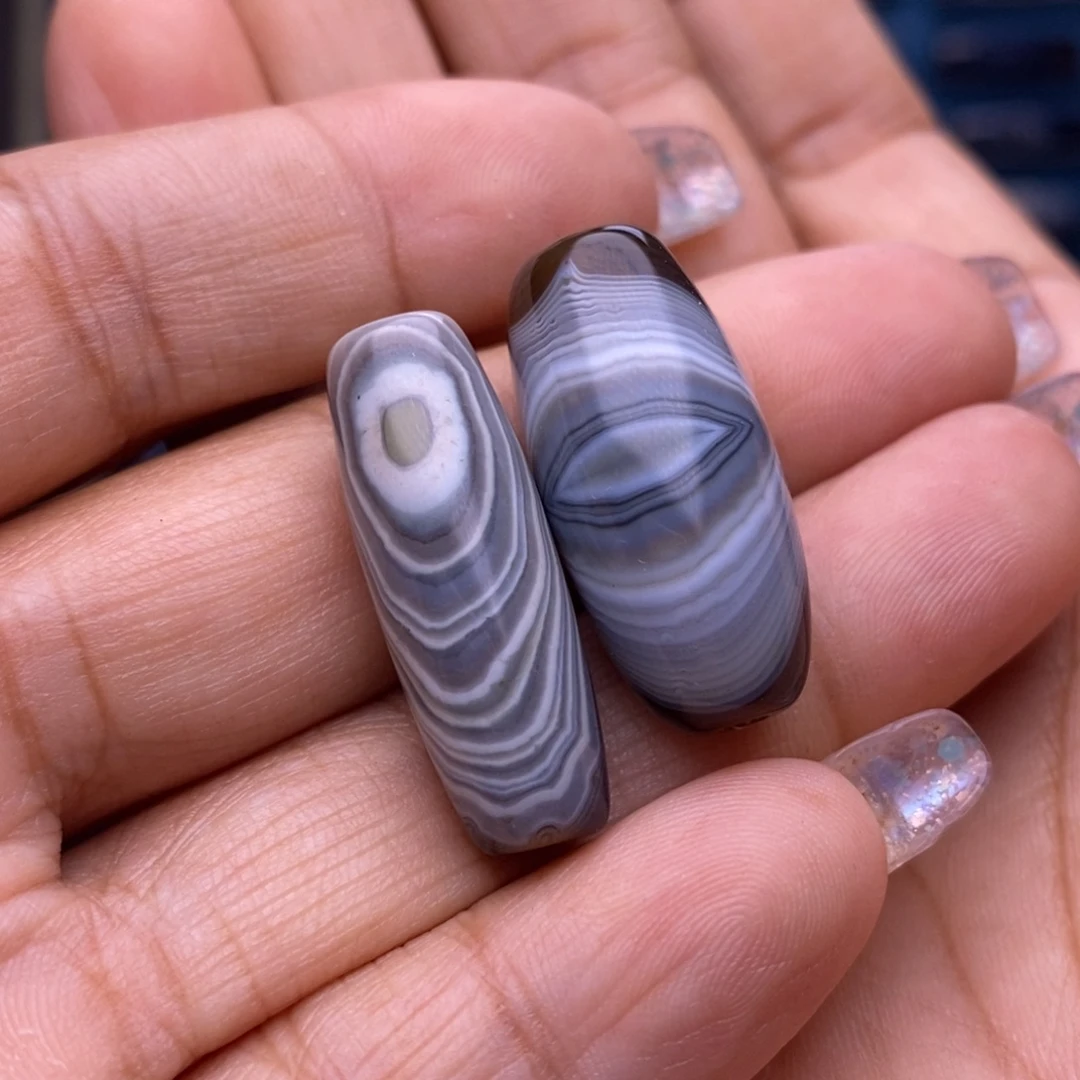 艾***李玛瑙/玉髓未镶嵌项链