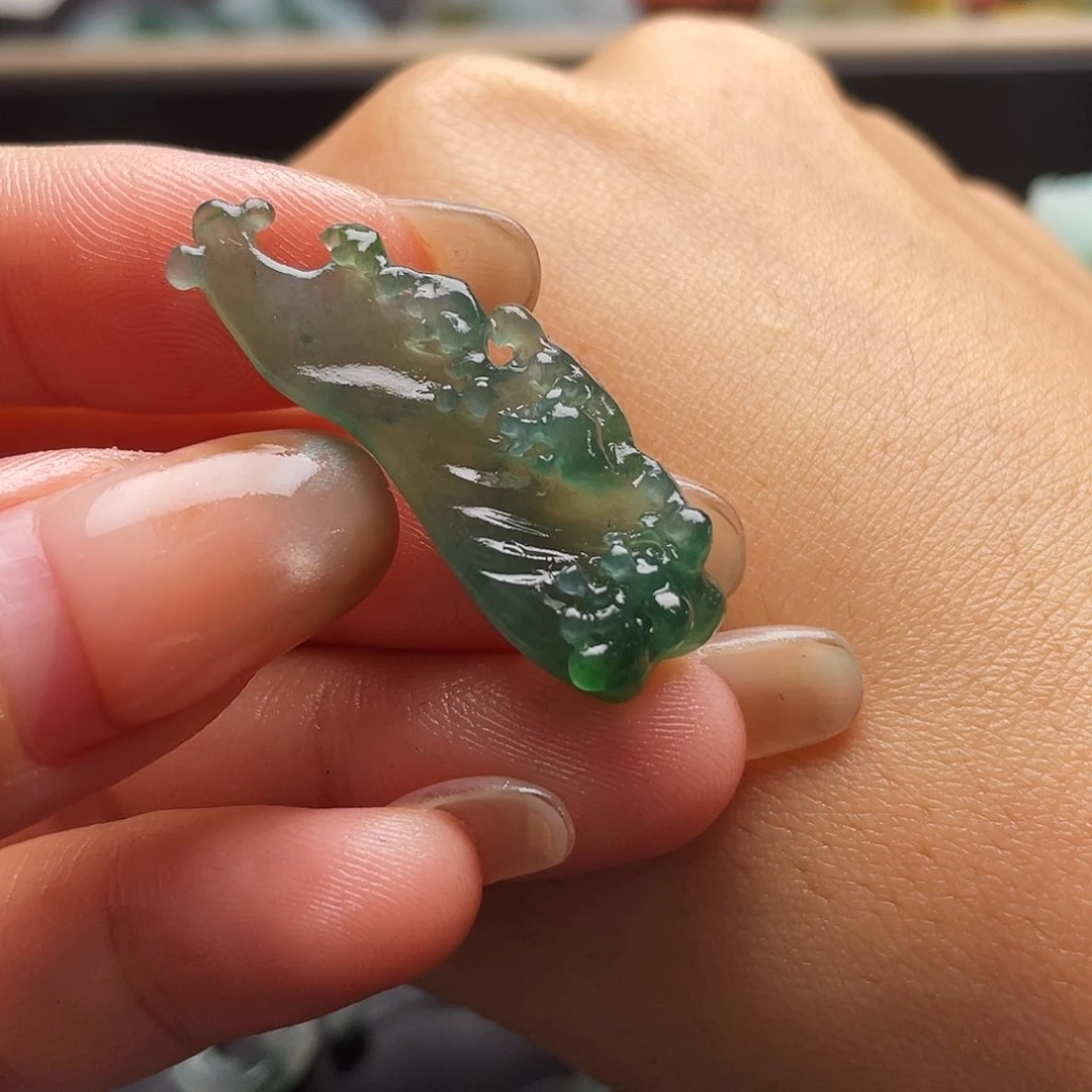 未镶嵌定制翡翠橙**?天然