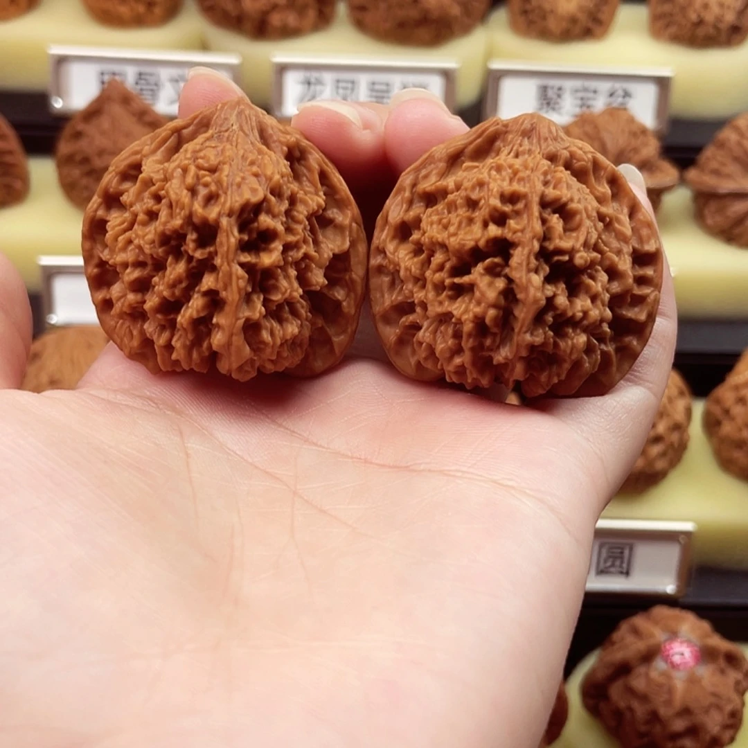 文玩核桃吊坠满天星41尺831