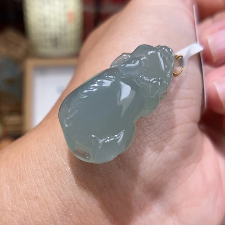 【闪购商品】颈饰18K金镶嵌翡翠96