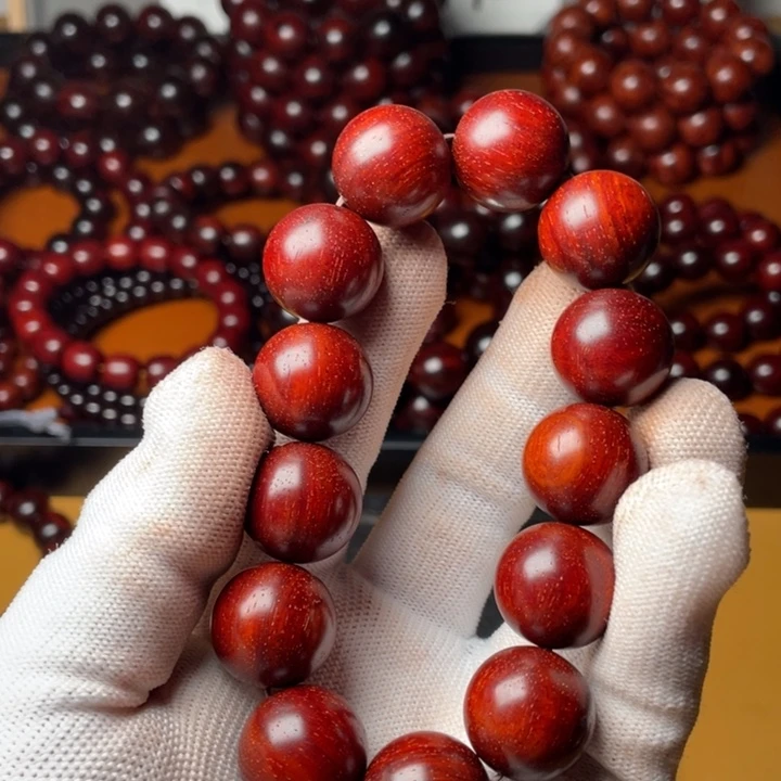 檀香紫檀（小叶紫檀）1.8泥料金星