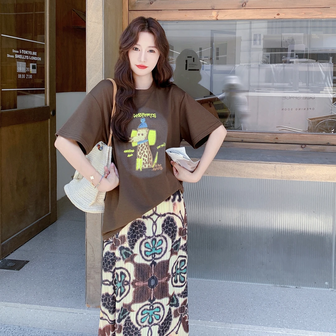 咖色复古印花套装裙女2025夏装时尚气质显瘦T恤半身裙两件套夏季