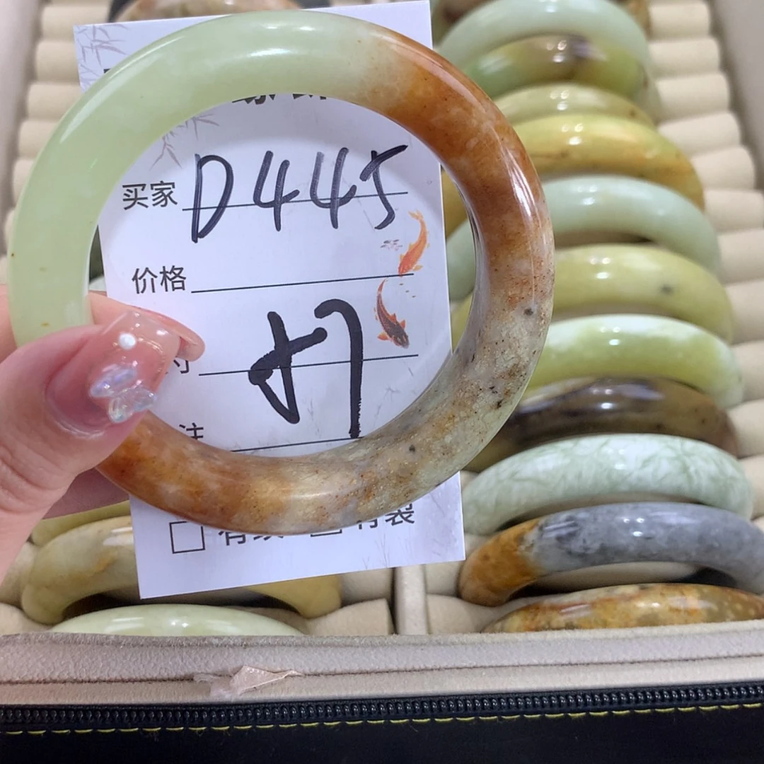 【闪购商品】未镶嵌蛇纹石玉手镯