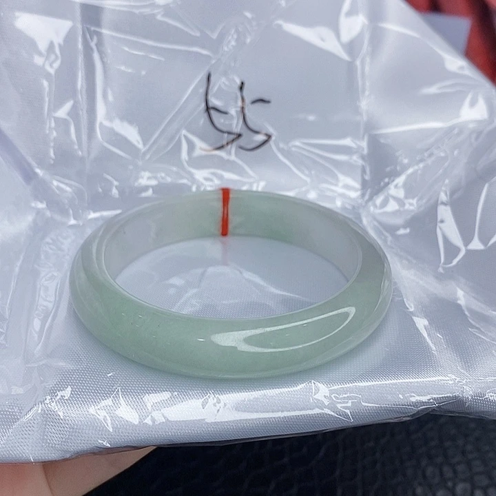 翡翠手镯未镶嵌一图一物实物为准